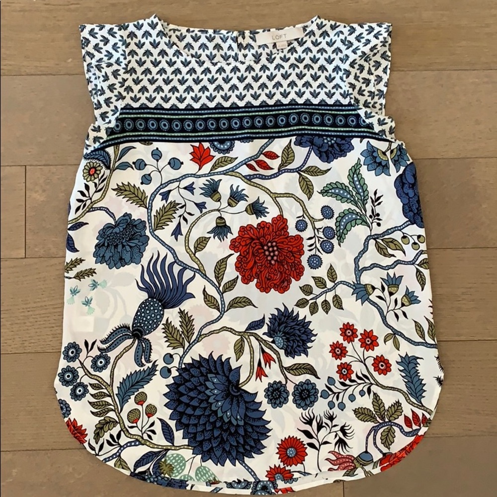 Ann Taylor Loft Floral Flutter Sleeve Top